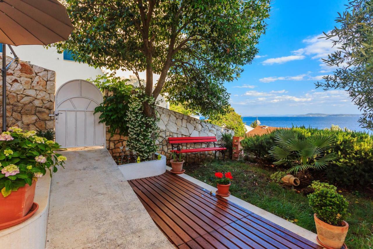 Holiday Home Lola, Sea On A Palm! Heated Pool 特罗吉尔 外观 照片